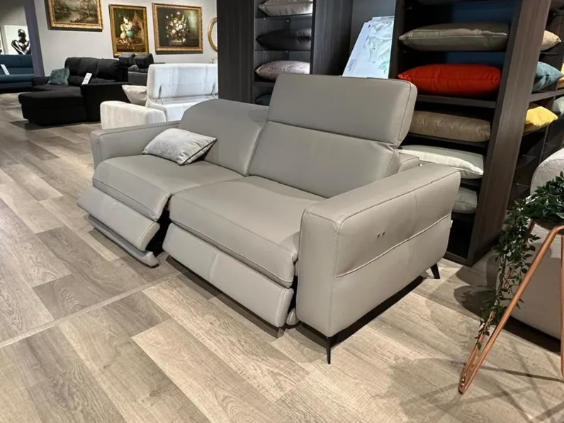 Divano Gallus in Pelle La casa moderna a prezzo ribassato