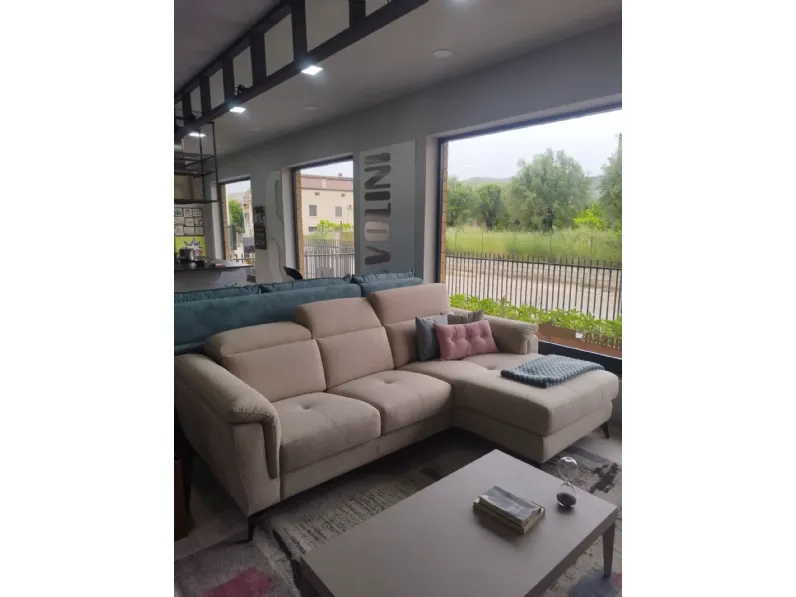 Divano Con penisola Gamma Fdesign a 1650 Euro