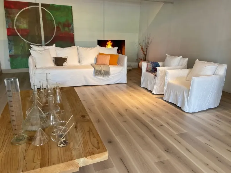 Divano Lineare Ghost divano e poltrone gervasoni   Gervasoni in Offerta Outlet a 4350 Euro