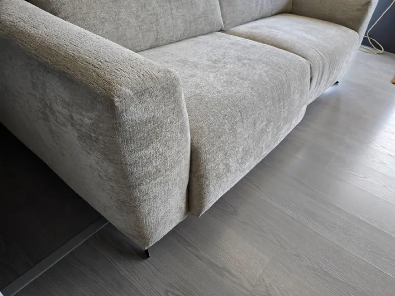 Divano Lineare Granada r. Rosini in Offerta Outlet a 1750€