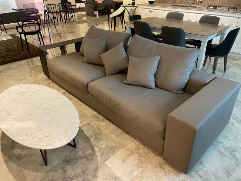 Divano Groundpiece di Flexform in stile design in Offerta Outlet