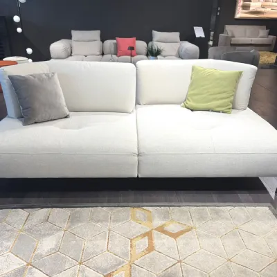 Divano Hesperia in Tessuto non sfoderabile  di Gamma scontato 39%