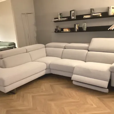 Divano in Pelle stile moderno modello Hilary scontato - 54%