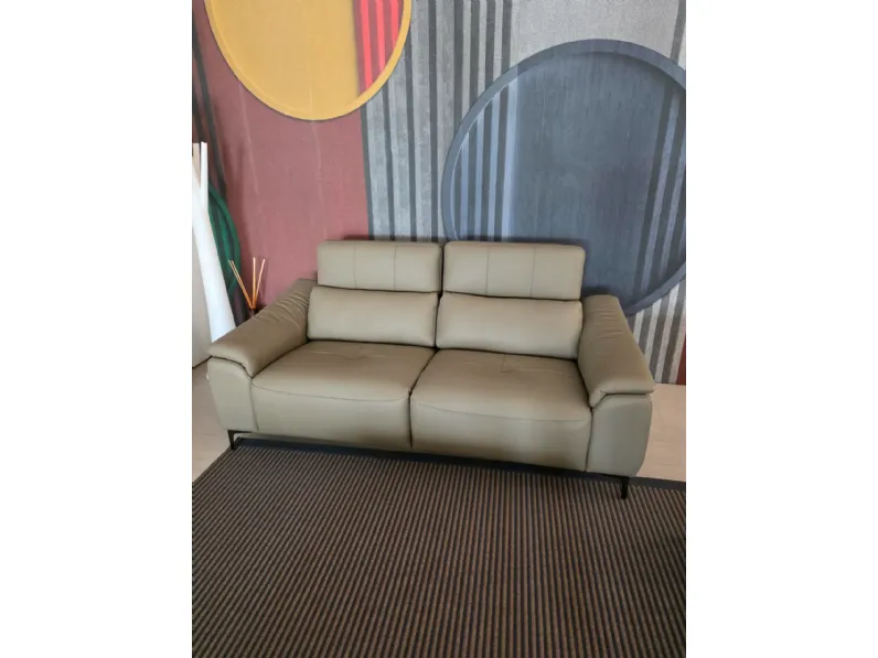 Divano in Pelle stile moderno modello Divano columbus triplo motore  scontato - 46%