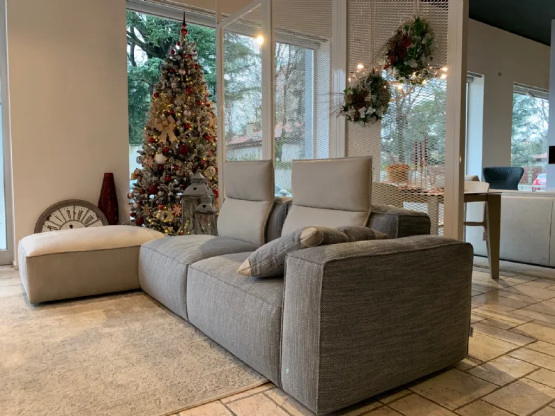 Divano Lineare Cairoli Nicoline in Offerta Outlet a 3086
