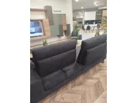 Divano Lineare modello Emmet di Le comfort con forte sconto