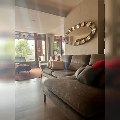 Divano in Tessuto stile design modello Monnalisa scontato - 20%