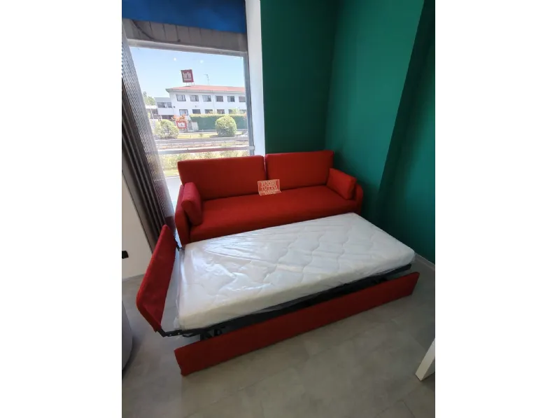 Divano Lineare Divano letto modello sogno Artigianale a 1040 Euro