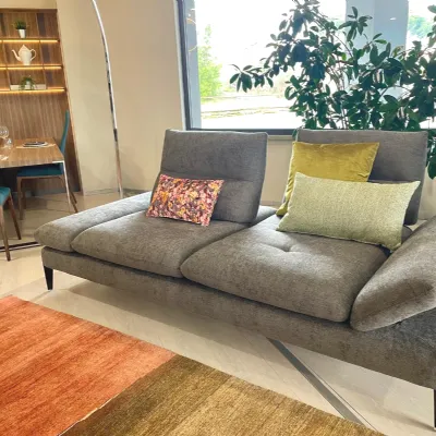 Divano Divano monnalisa 3 posti di Nicoletti home in stile moderno in Offerta Outlet