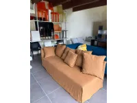 Divano Ghost tessuto in poliuretano  Gervasoni a prezzo Outlet