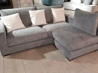 Divano Con penisola modello Lara di Ventura con forte sconto