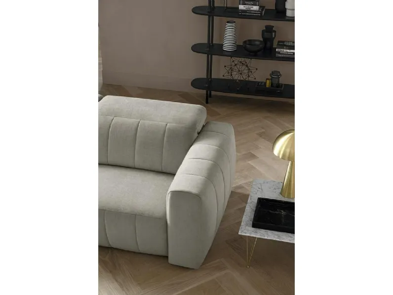 Divano Lineare Kesington Felis in Offerta Outlet a 2325 Euro