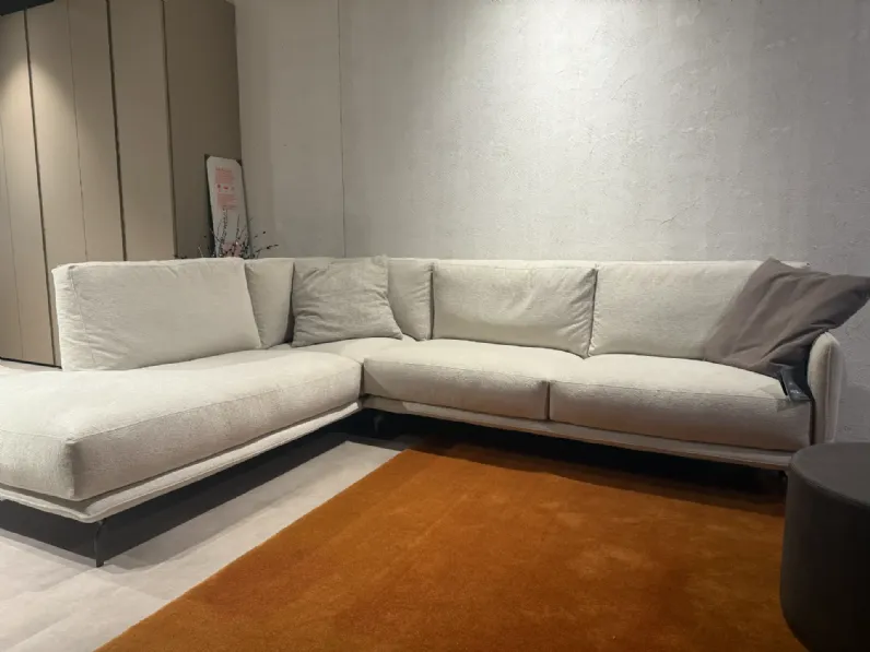 Divano Krisby in Tessuto Ditre italia a prezzo ribassato