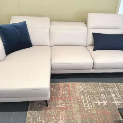 Divano Lambert in Tessuto sfoderabile  di Le comfort scontato 35%