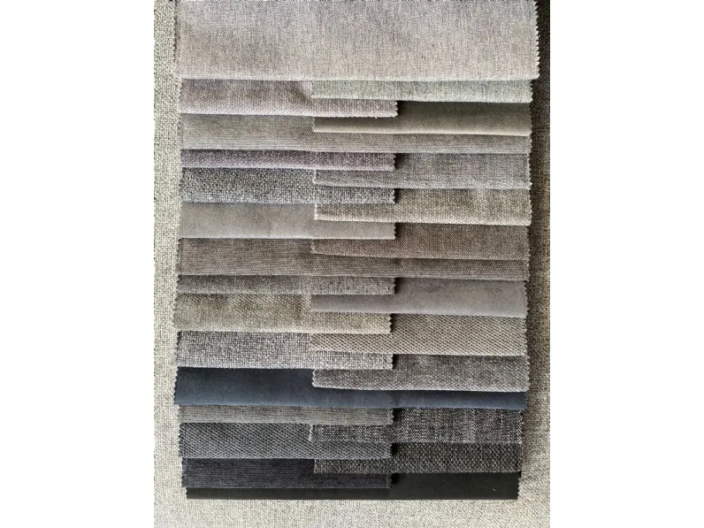 Divano Berlino plus in Tessuto Collezione esclusiva a prezzo ribassato