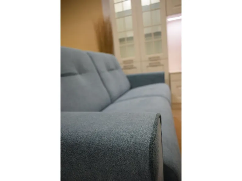 Divano Letto Hassenzio Collezione esclusiva in Offerta Outlet a 1200 Euro