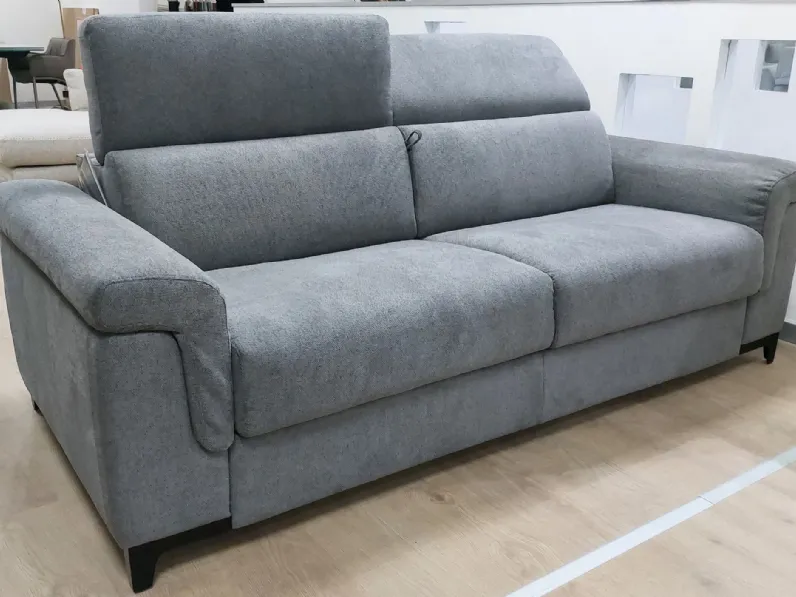Divano letto Luna Calia SCONTO 51! Comfort e stile a prezzo ridotto.