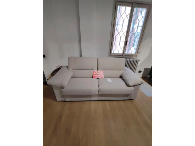 Divano Letto Divano letto modello sofia di Artigianale a prezzo ribassato