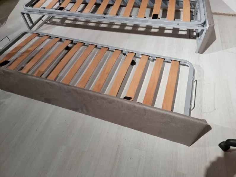 Divano letto tessuto in poliuretano  Salvetti a prezzo Outlet