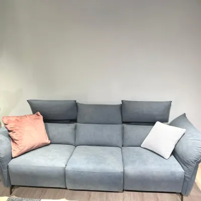 Divano da 3 posti modello Levi di Franco ferri scontato