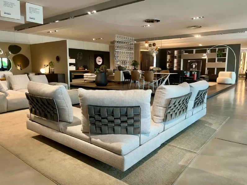 Divano Limes new in Tessuto non sfoderabile  di Saba scontato 30%