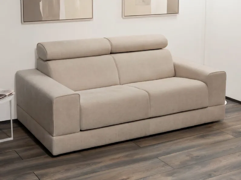 Divano da 2 posti modello Bruce outlet di Diotti.com scontato