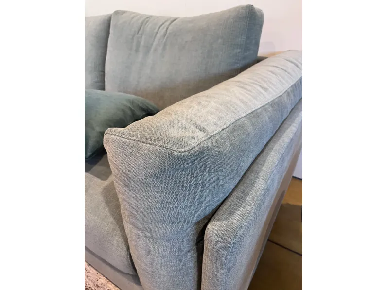 Divano zeno con pouff  Biba salotti a PREZZO OUTLET scontato del 30%