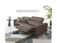 Divano lineare modello Egon di Le comfort a prezzi outlet