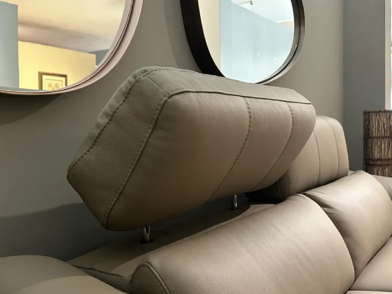 Divano Glendale in Pelle non sfoderabile  di Nicoletti home scontato 30%