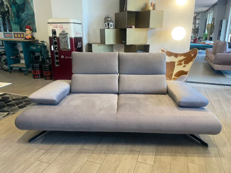 Divano in Tessuto stile design modello London scontato - 62%