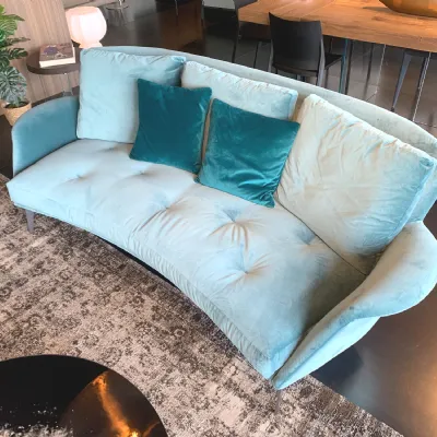 Divano Lovy hi tessuto in poliuretano  Bonaldo in Offerta Outlet