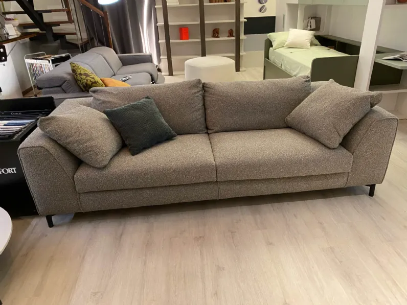 Divano Capitol Felis a PREZZO OUTLET scontato del 50%