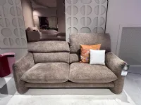 Divano Lineare Modello chocomagic di Calia a prezzo scontato