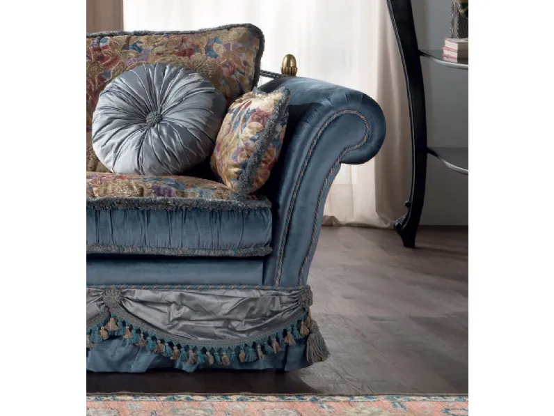 Divano in Tessuto stile classico modello Divano classico veneziano diversi rivestimenti scontato - 38%