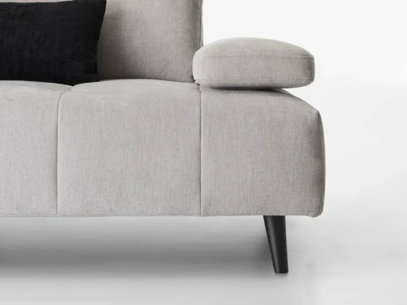 Divano Lineare Divano  modello joplin di Le comfort a prezzo ribassato
