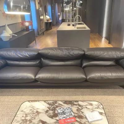 Divano Lineare modello Maralunga cassina maxi  di Cassina con forte sconto