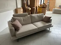 Divano Lineare Modello phlippe 77 Doimo salotti a 1225 Euro