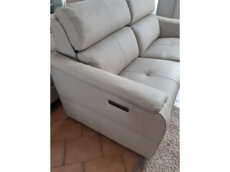 Divano Oakland in Pelle non sfoderabile  di Nicoletti home scontato 40%