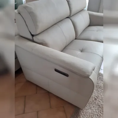 Divano Oakland in Pelle non sfoderabile  di Nicoletti home scontato 40%