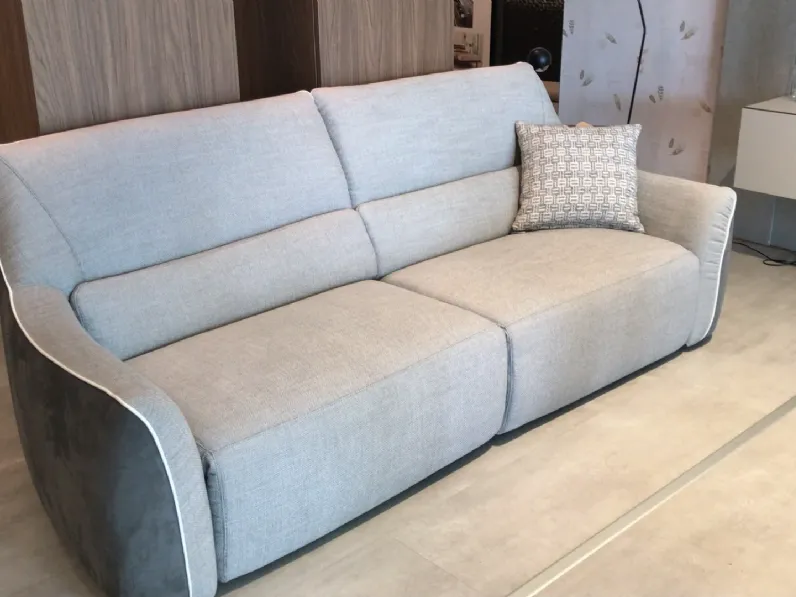 Divano Lineare Puffy Egoitaliano in Offerta Outlet a 1600 Euro
