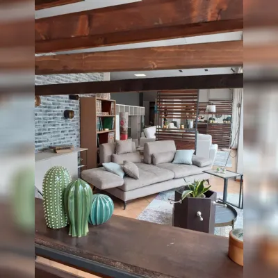 Divano Lineare modello Serena di Nicoletti home a prezzi convenienti