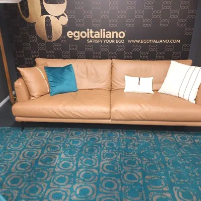 Divano Sophia di Egoitaliano in stile moderno a prezzo Outlet