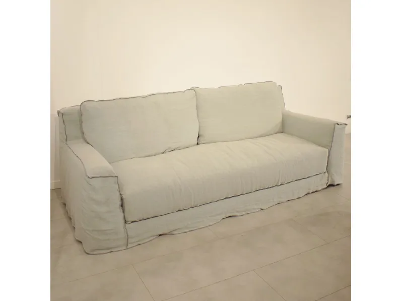 Divano moderno tessuto Loll di Gervasoni con sconto del - 35%