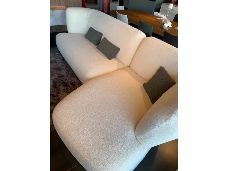 Divano moderno modello Londy scontato 