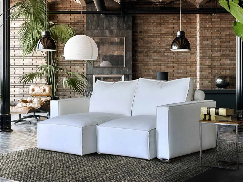 Divano Manhattan tessuto in misto piuma  Family bedding in Offerta Outlet