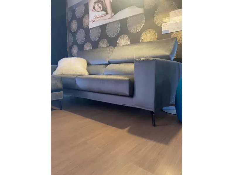 Divano Miamiair  Fabbri salotti a PREZZO OUTLET scontato del 19%