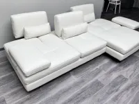 Divano moderno pelle Serena di Nicoletti home con sconto del - 40%