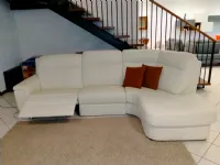 Divano in Pelle stile moderno modello Valencia scontato - 40%