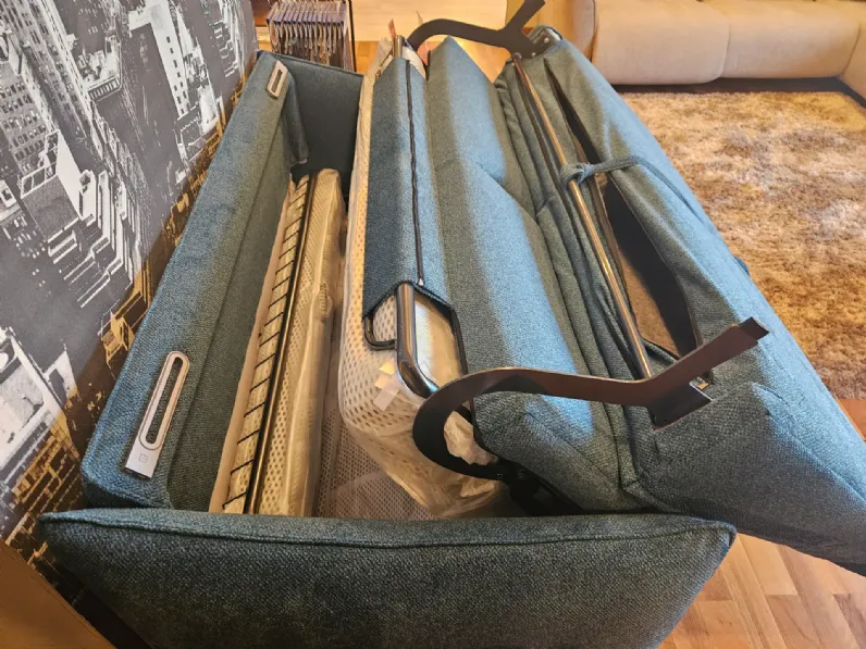 Divano letto confort plus modello annie tessuto in poliuretano  Confortplus a prezzo Outlet