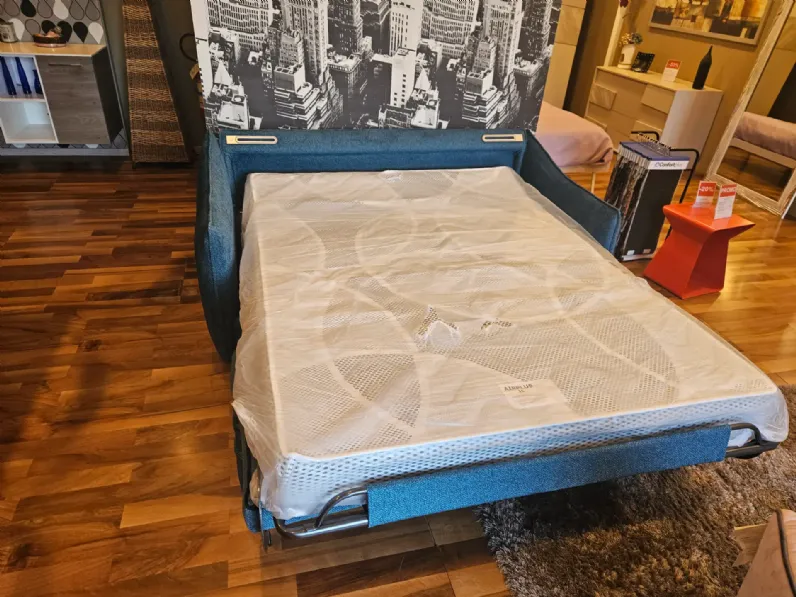 Divano letto confort plus modello annie tessuto in poliuretano  Confortplus a prezzo Outlet